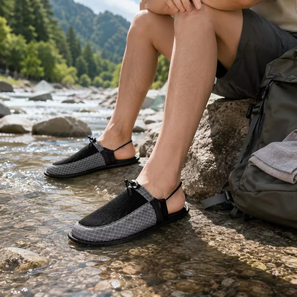 Outdoor Adventure Shoes - Foldable Quick Dry Water Slippers Anti