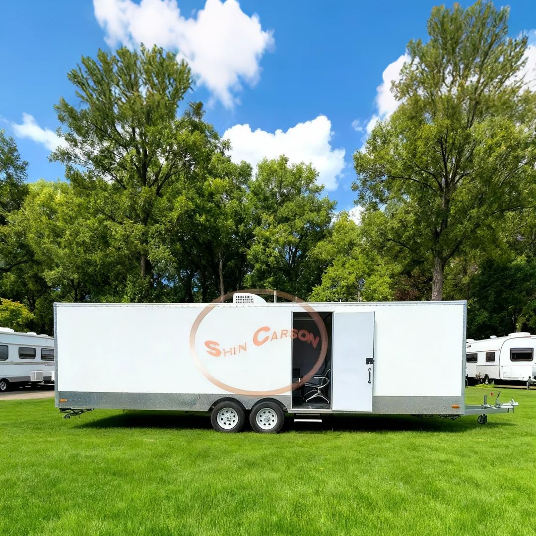Outdoor Adventure Group - Spacious Expandable Towable RV 7m Comfortable