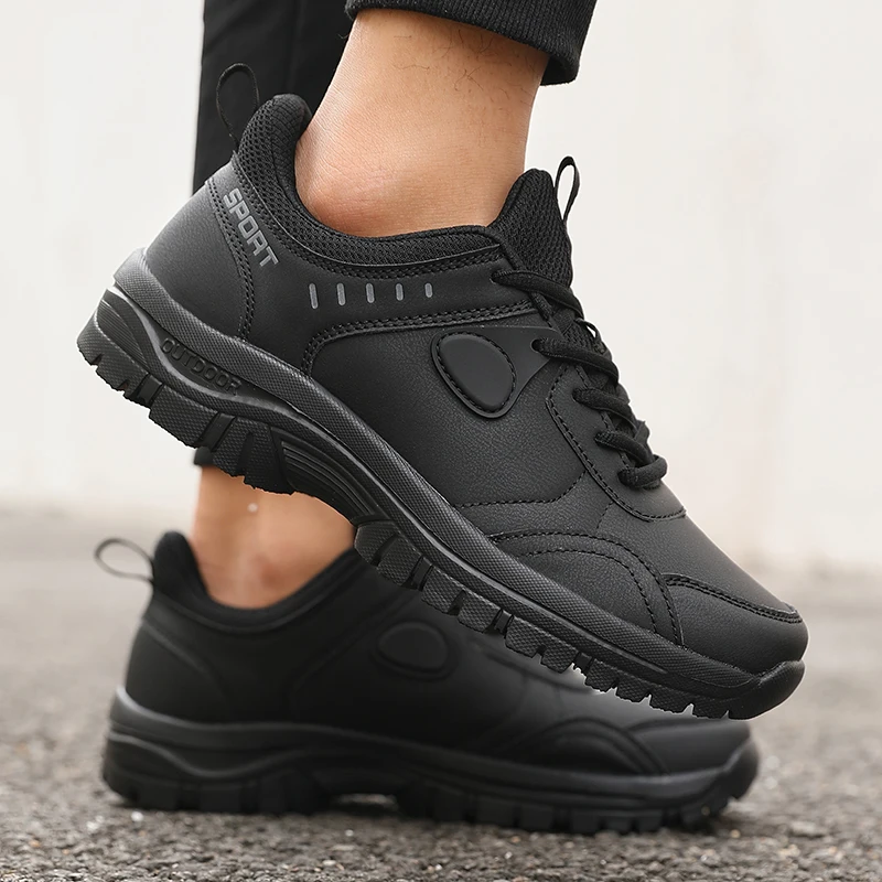 Men's Outdoor Camping Walking  - đánh giá và giá Outdoor Adventure Shoes